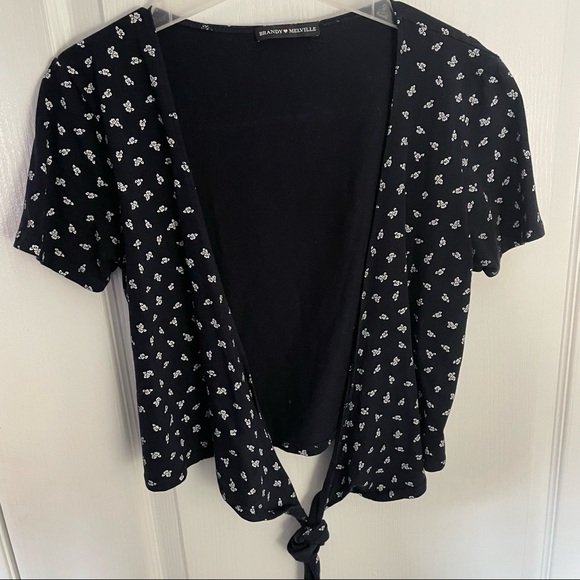 Brandy Melville Rae top - Picture 2 of 4